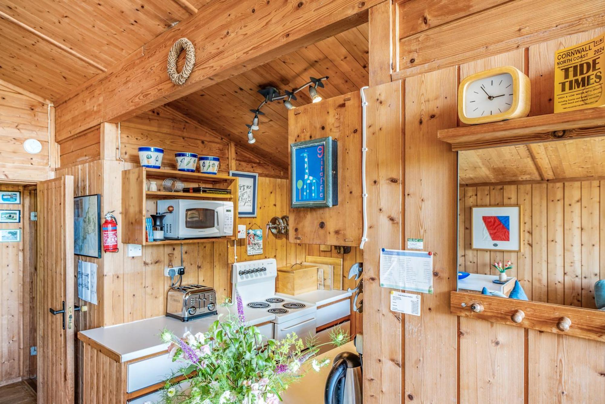 Scandinavian Style Lodge In Rock Wadebridge Ngoại thất bức ảnh