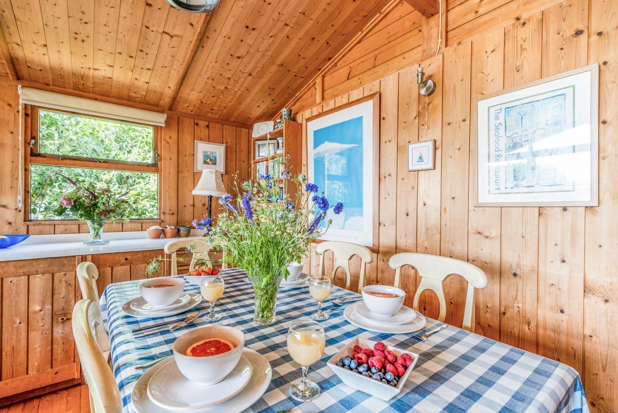 Scandinavian Style Lodge In Rock Wadebridge Ngoại thất bức ảnh
